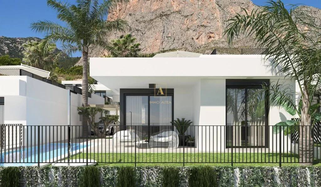 Exterior - Luxury Villa with Solarium in Polop