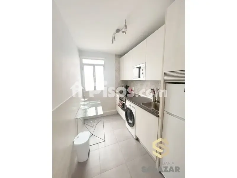 Köök - Student Flat with Balcony in Bilbao