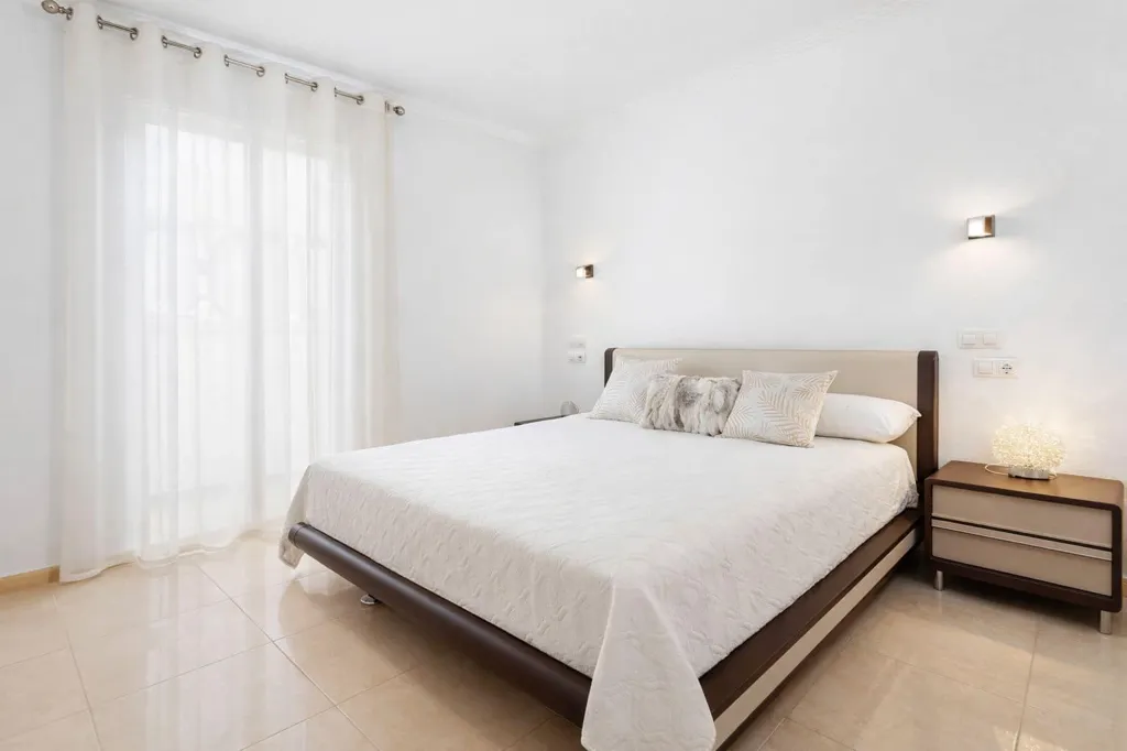 Magamistoad - Spacious Flat with Terrace in Pego, Alicante
