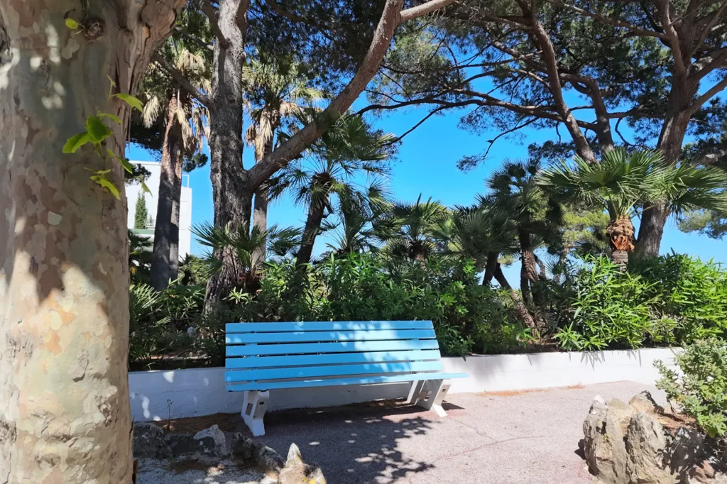 Studio avec Vue sur Parc à Hyères