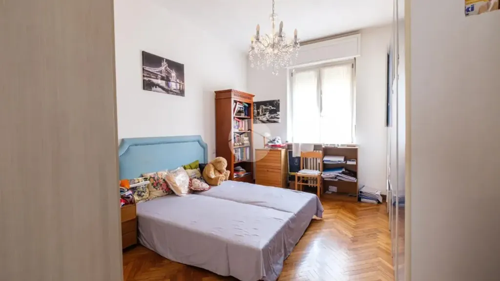 Bedrooms - Triplex with Double Exposure in Milan