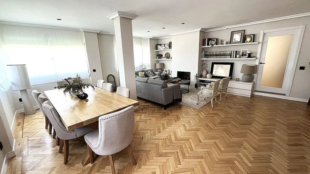 Penthouse with Pool in Monte Rozas