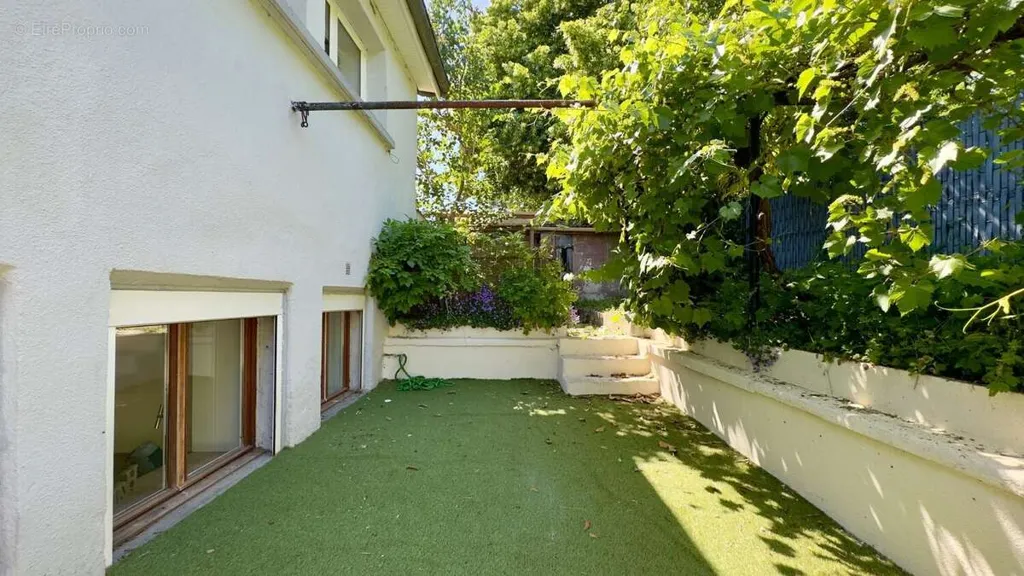 Jardin - Appartement Duplex avec Espace Extérieur à Maxéville