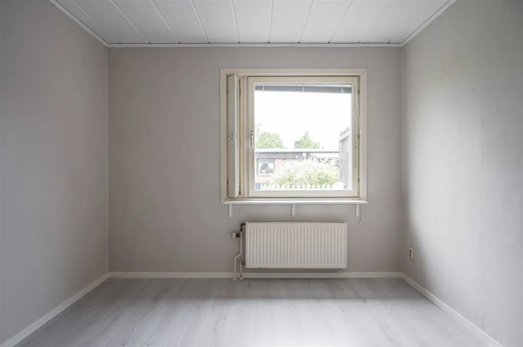 Rooms - Terraced House with Balcony in Kvänum