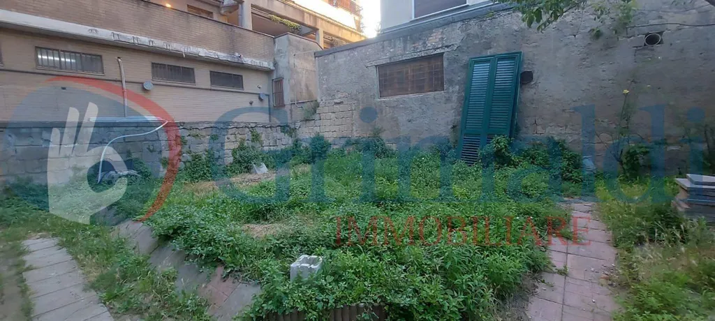 Garden - Fully Rented Apartment with Solar Panels in Avellino