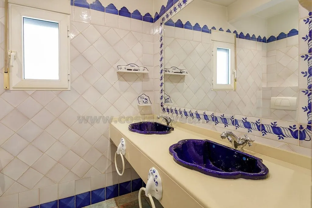 Vannitoad - Chalet with Pool and Terrace in Calle D'osca