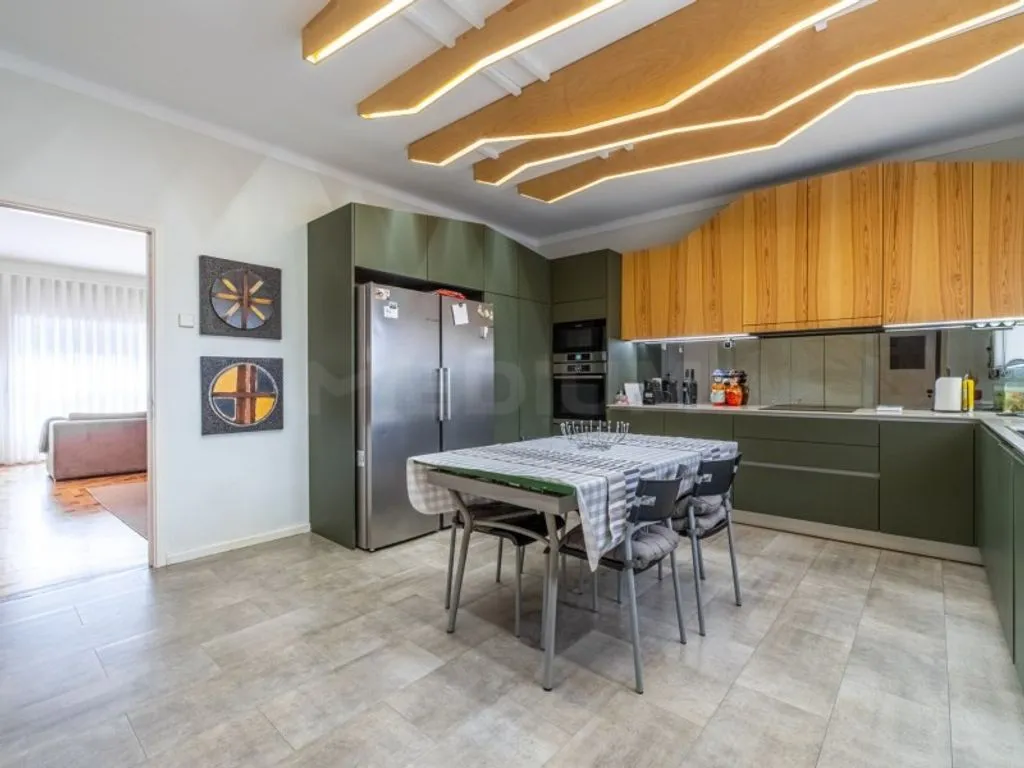 Kitchen - Luxury Flat with South/North Orientation in Porto