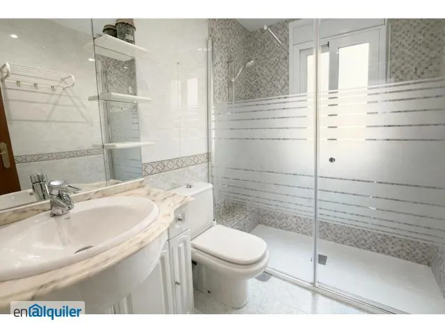 Vannitoad - Shared Flat with Modern Decor in Latina