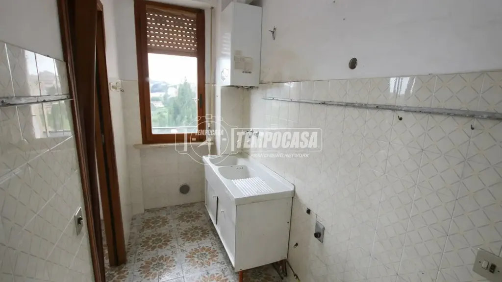 Vannitoad - Spacious Apartment with Balcony in Ancona