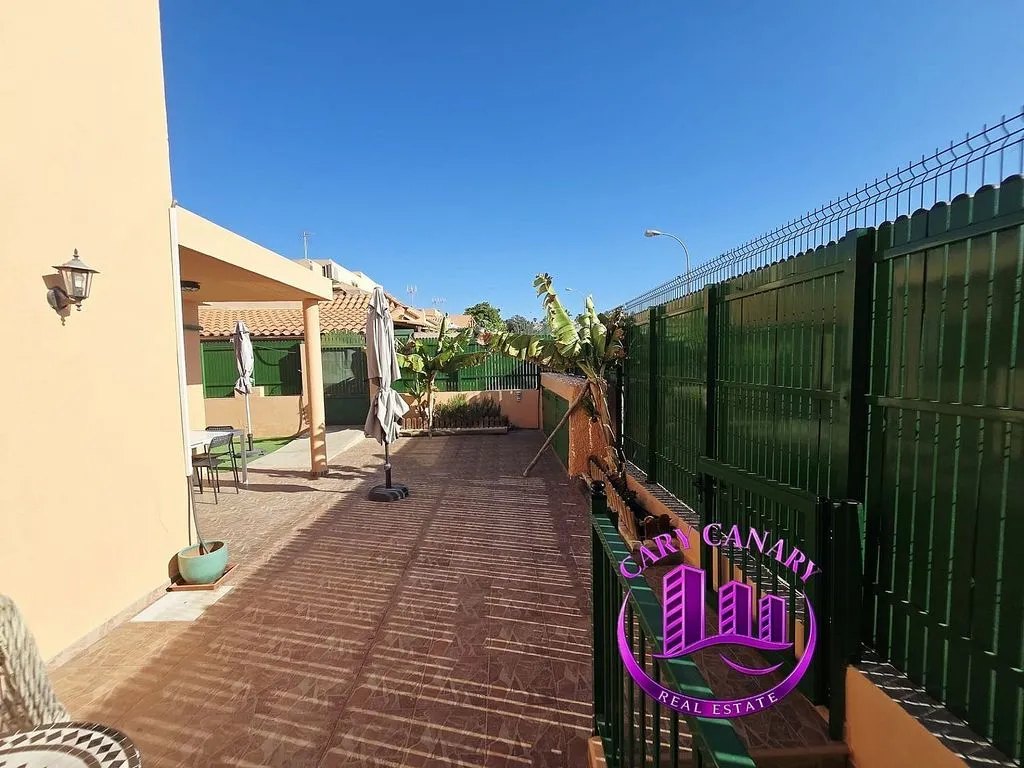 Terrass - Terraced House with Pool in Sonnenland
