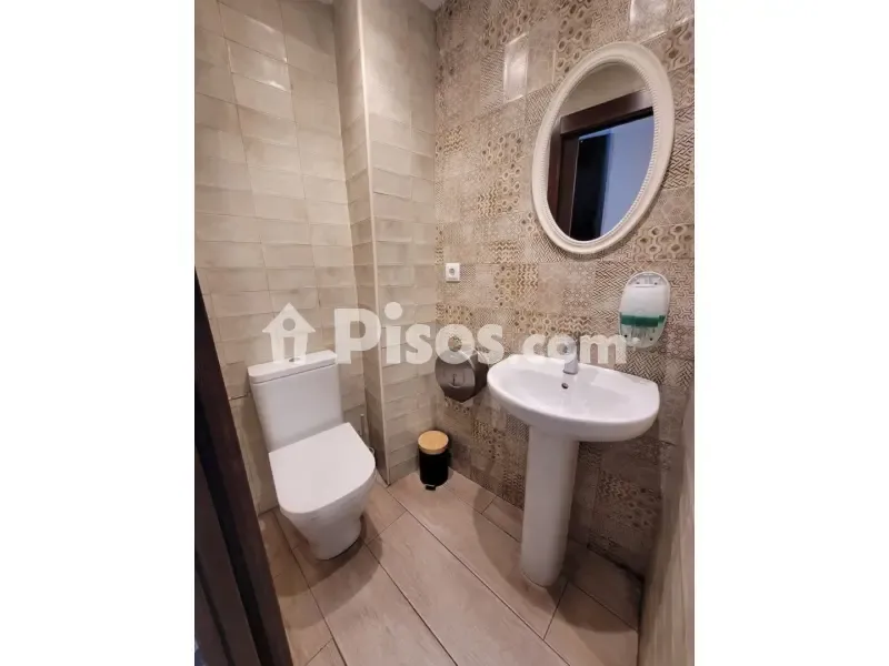 Vannitoad - Four-Bedroom House with Terraces in Entrena