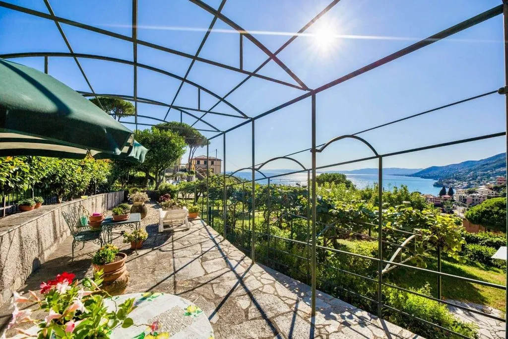 Terrass - Luxury Villa with Panoramic Sea View in Camogli