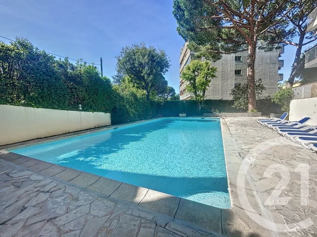 Piscina - Studio with Terrace in Cannes