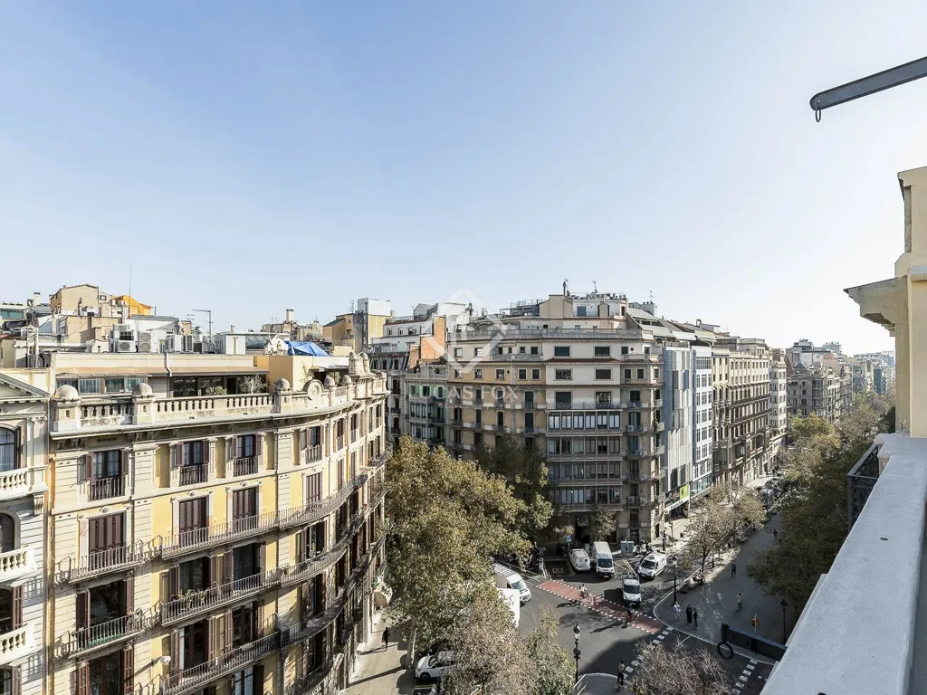 Balcon - Renovated Apartment with Terrace in Eixample Right