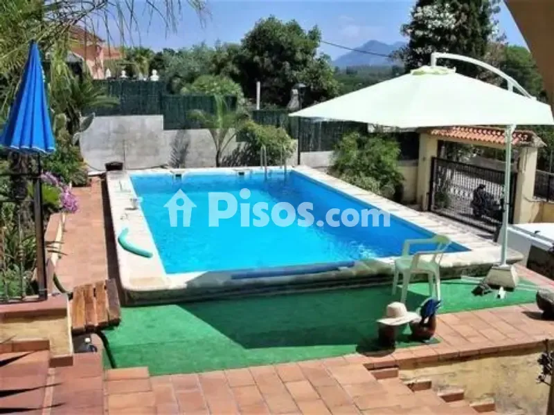 Piscina - Chalet with Mountain Views in Ròtova