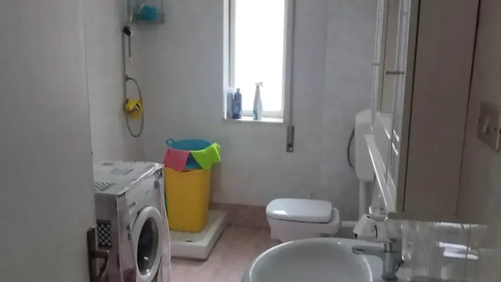 Salles de bain - Apartment with Garage in Siracusa