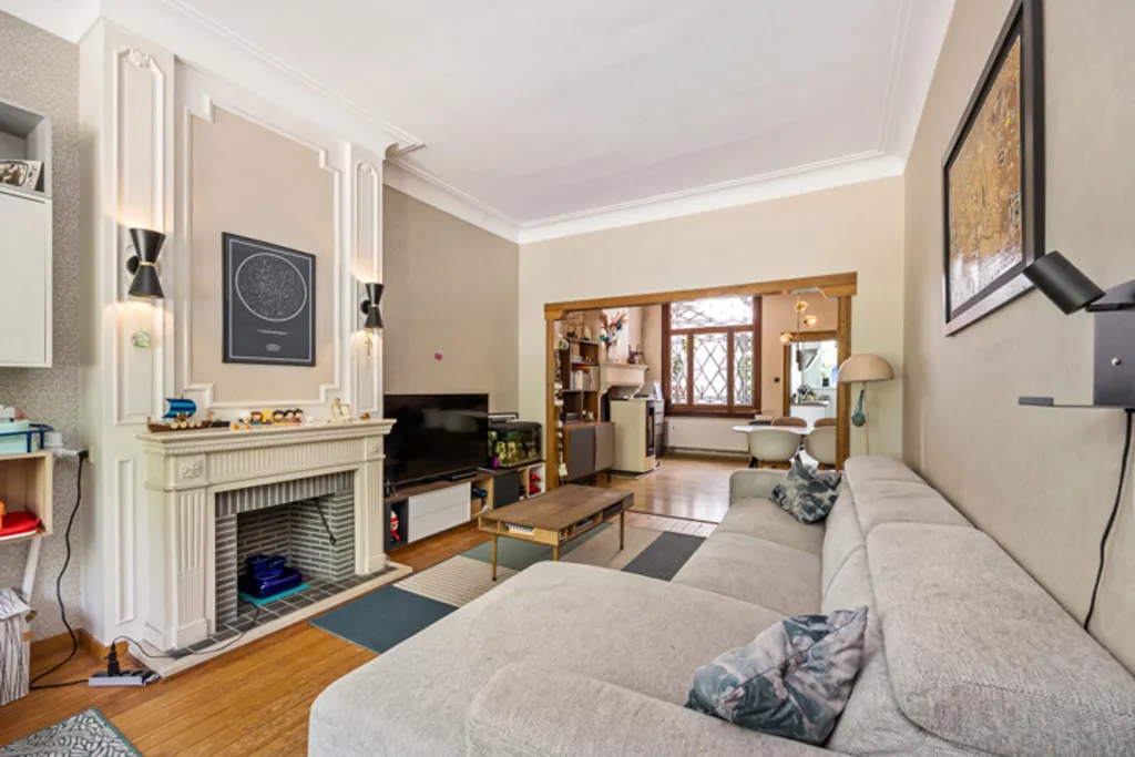 Living Room - Charming House with Garden in Mortsel
