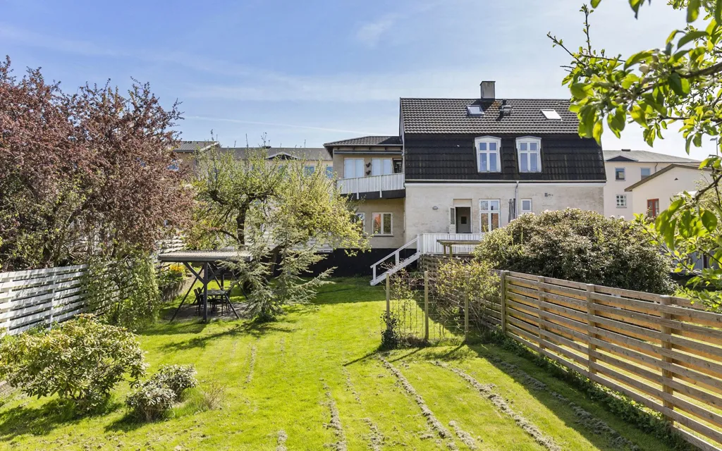 Jardin - Terraced House in Historic Building, Helsingør