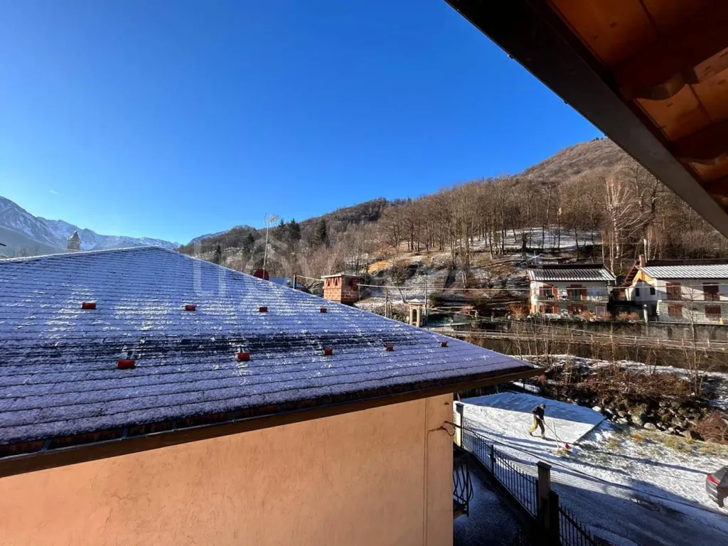 Balcon - Apartment with Balcony in Chiusa di Pesio