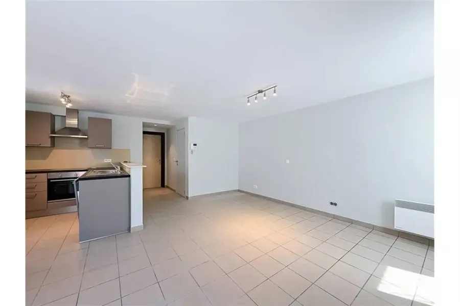 Cuisine - Studio Rénové avec Vue sur la Meuse à Dinant