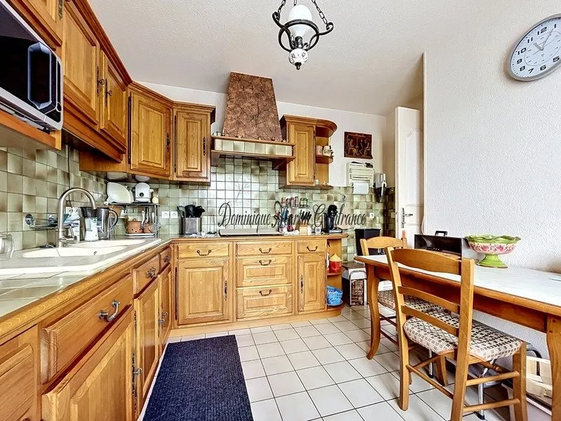 Köök - Detached House with Garden in TREHET