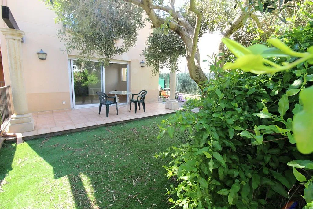 Jardin - Terraced House with Balcony in S'Agaró