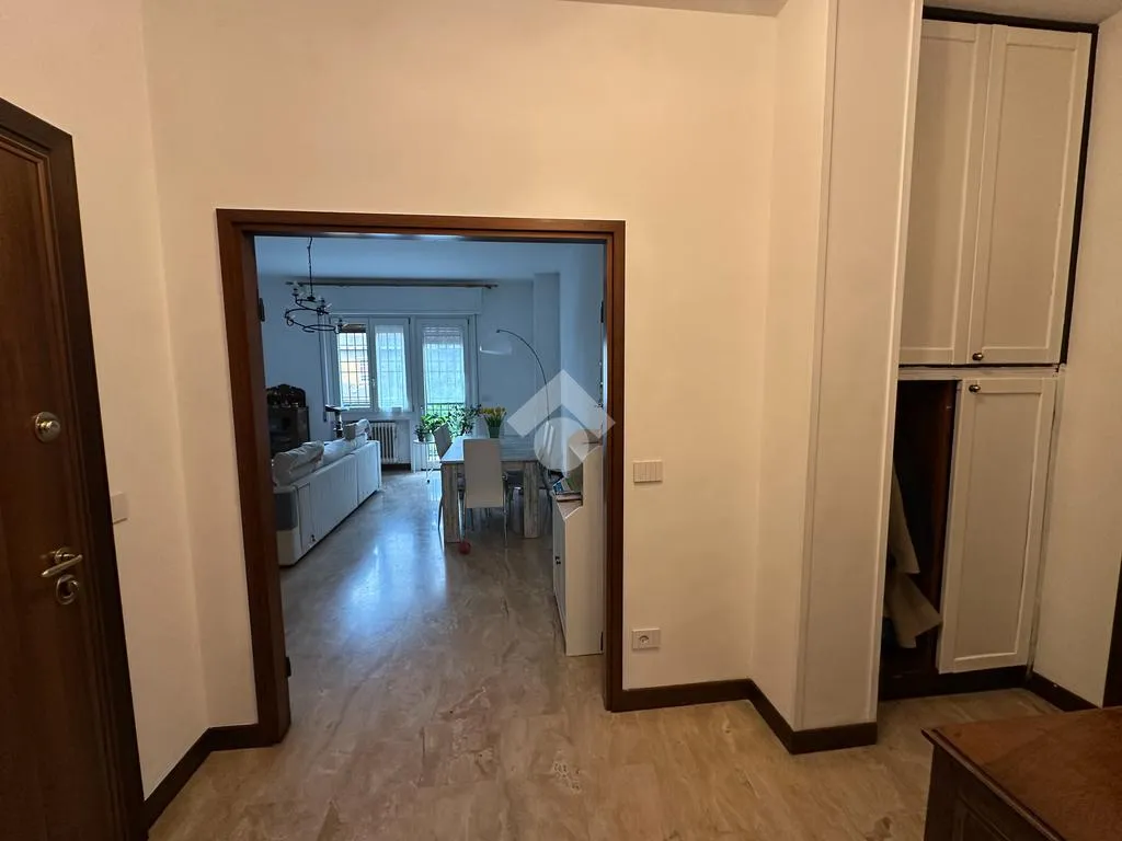 Entrée - Shared 4-Room Apartment near Brescia Metro