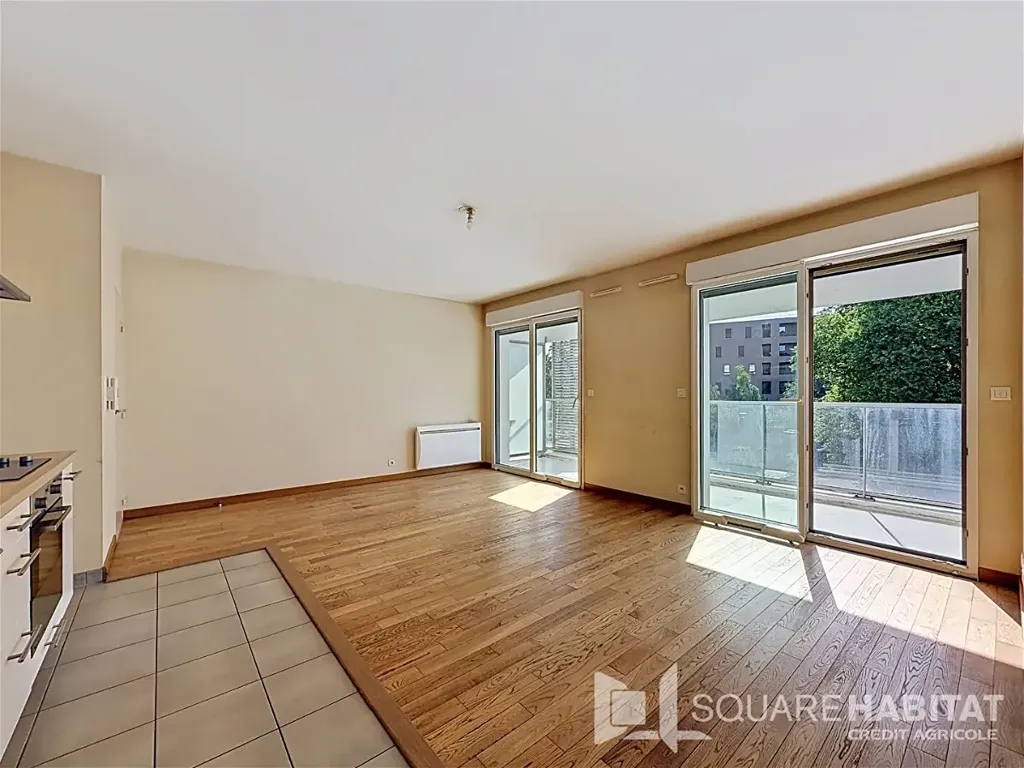 Séjour - Appartement 3 Pièces avec Balcon à Rennes