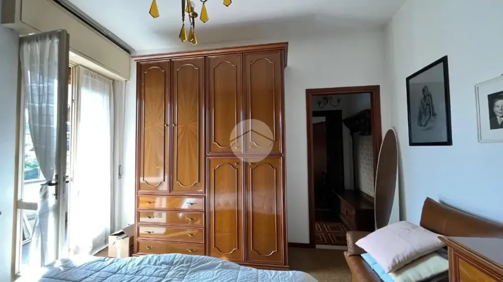 Chambres - Spacious 2-Bedroom Flat with Balcony in Erbusco