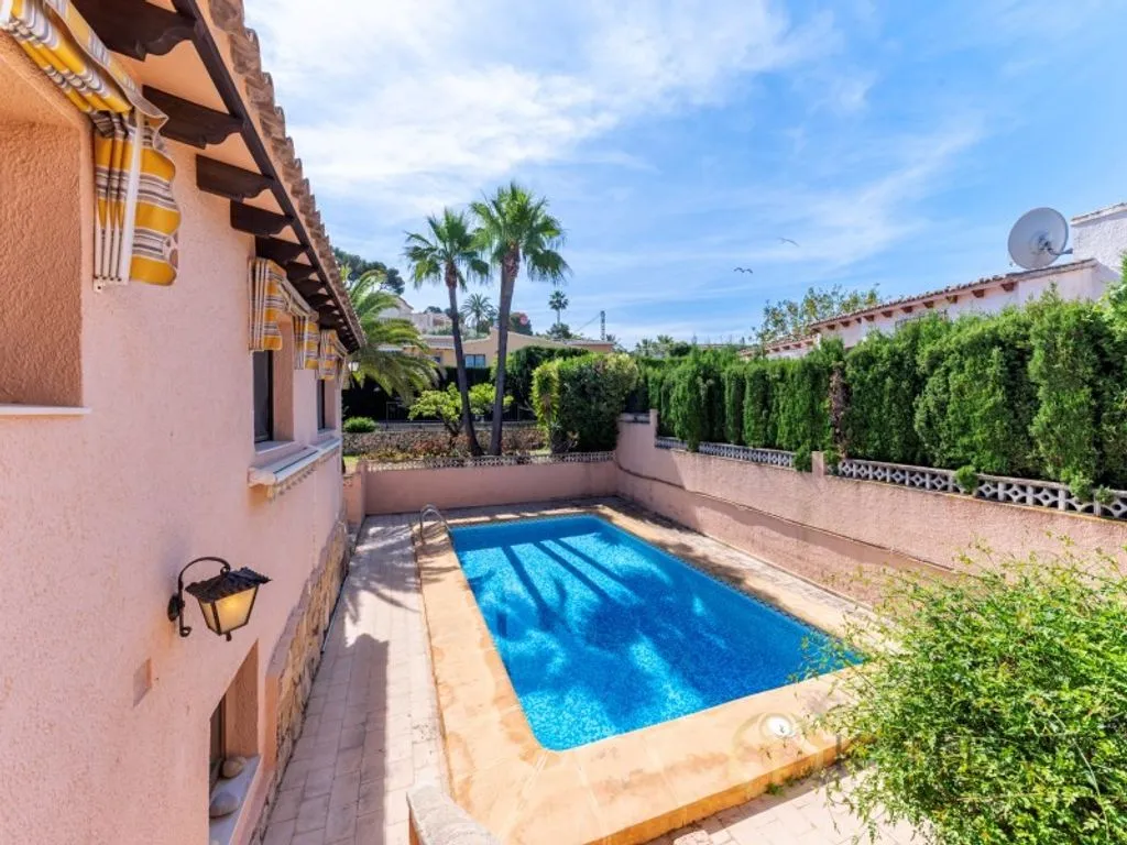 Piscine - Luxury Villa with Pool in Benissa, Valencia