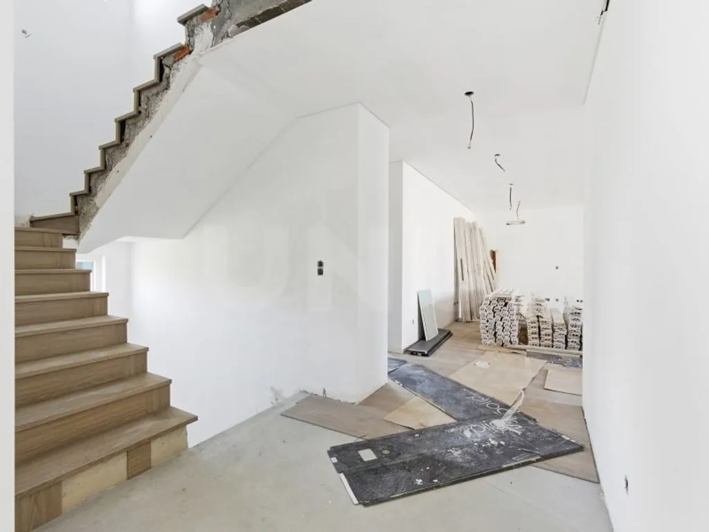 Pièces - Contemporary House in Private Condo, Mafra