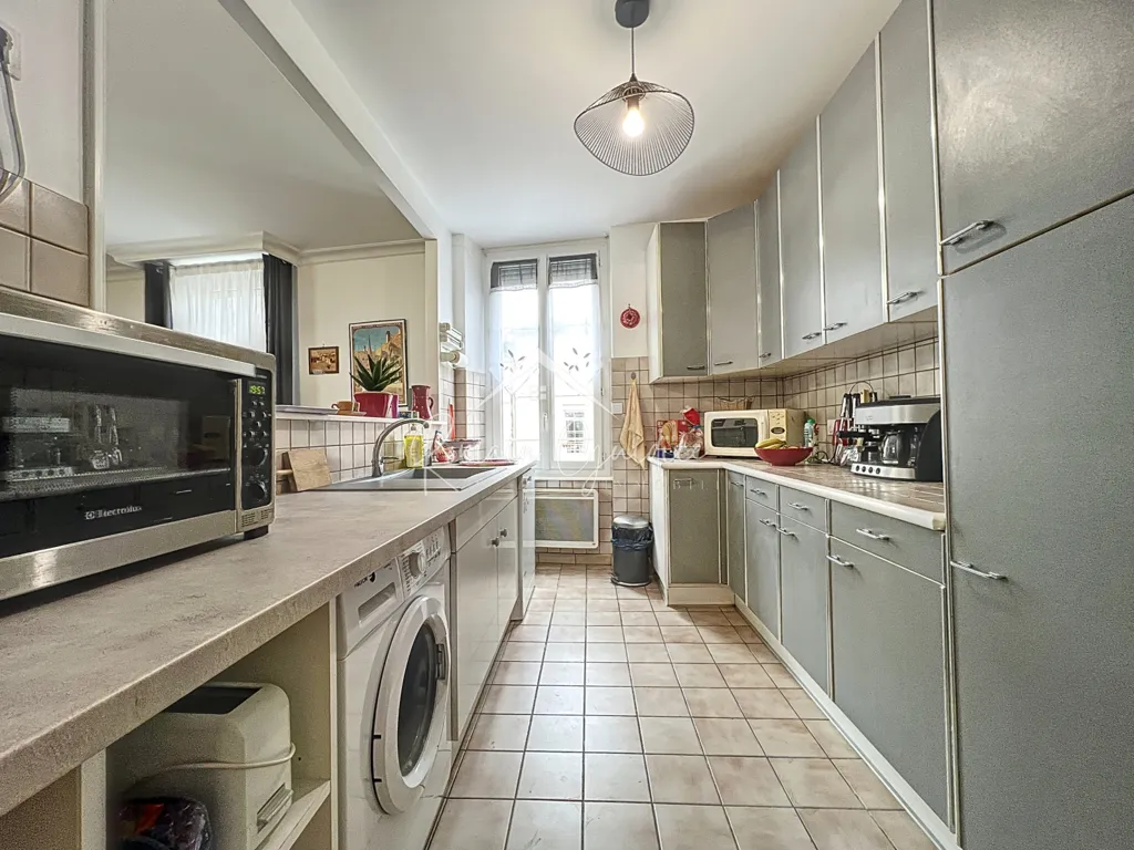 Köök - Furnished Apartment with Large Terrace in Millau