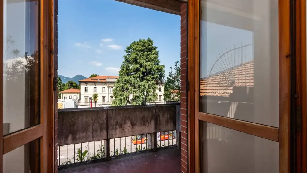 Rõdu - Three-Bedroom Apartment with Terraces in Bergamo