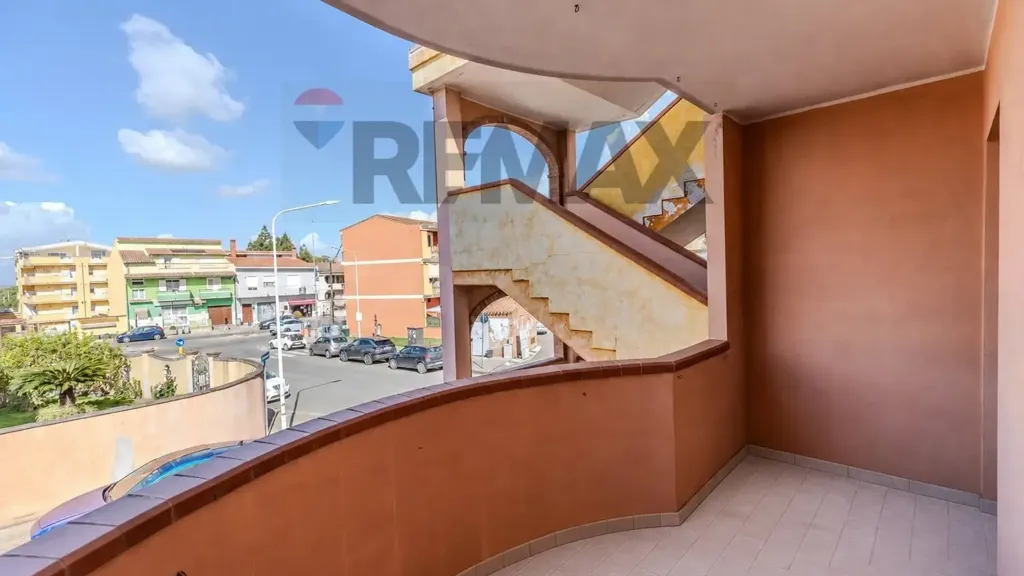 Balcon - Trilocale with Balcony in Sestu