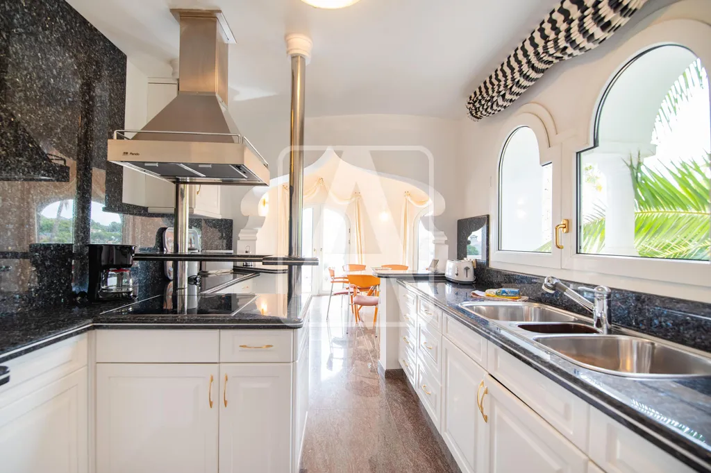 Cuisine - Luxury Villa with Sea Views in Benissa