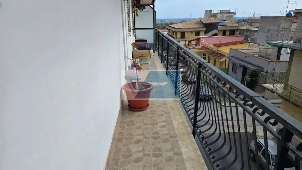 Balcony - Trilocale with Balcony in Priolo Gargallo