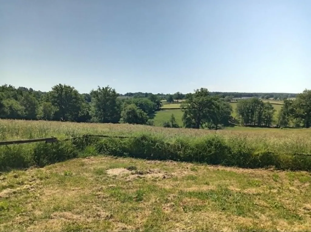 Garden - Country House with Equestrian Potential in Couleuvre