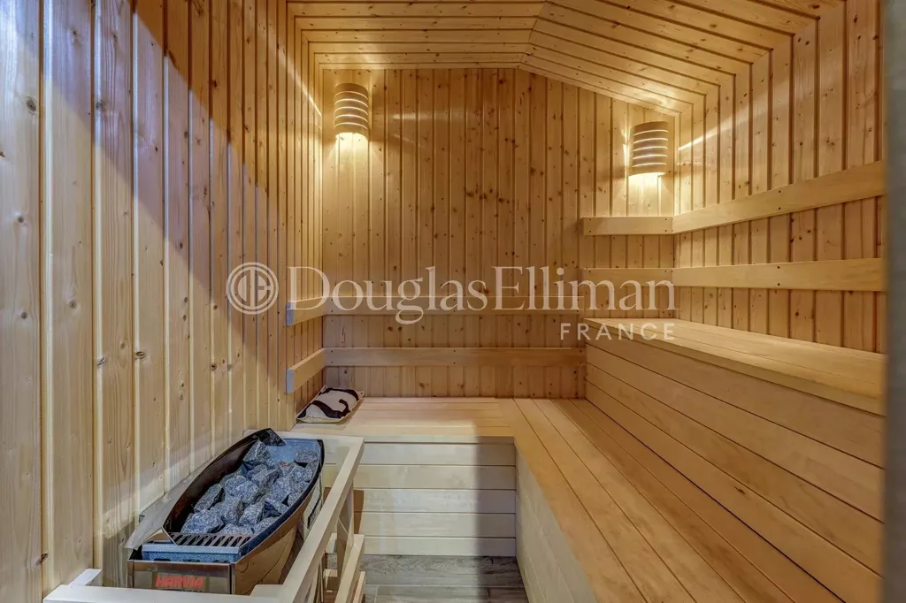 Pièces - Chalet Rénové avec Vue Montagne à Morzine