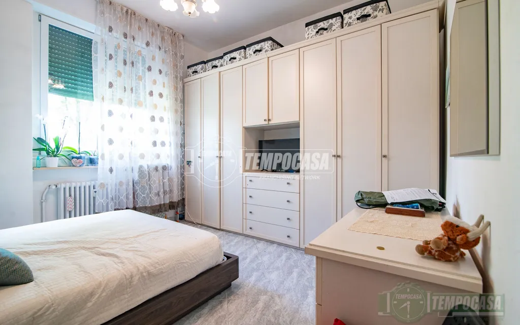 Chambres - Rustic-Style Flat with Central Heating in Sesto San Giovanni