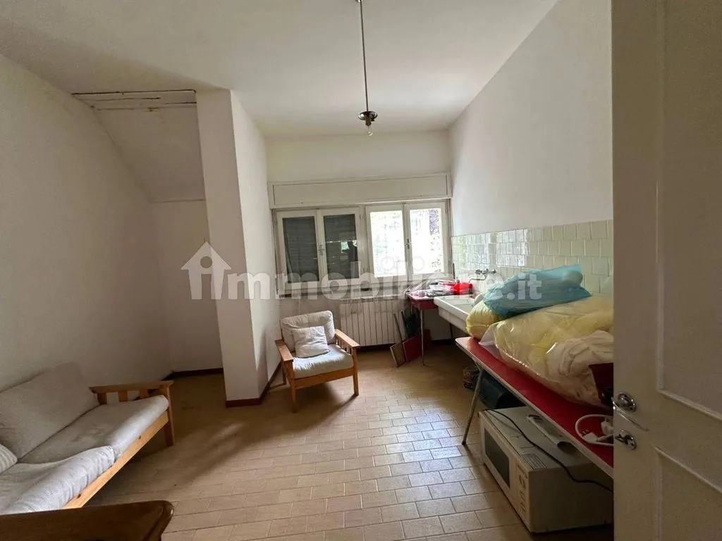 Chambres - Luxury Villa with Private Garden in Mozzo