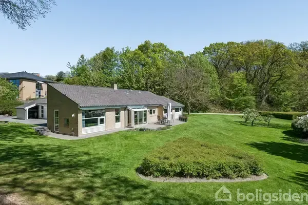 Aed - Villa with Forest View in Odder