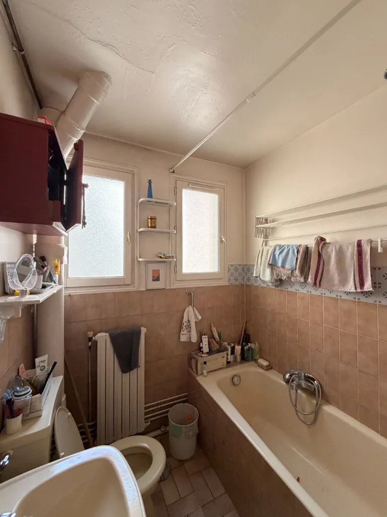 Bagni - 2-Bedroom Parisian Flat with Parquet Floors