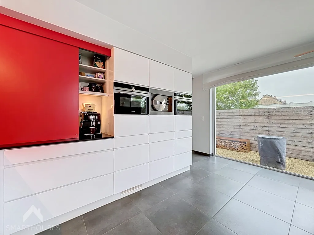 Köök - Half-Open House with Pool in Zwevegem