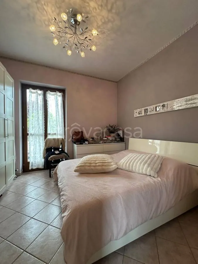 Camere da letto - Armed Trilocale with Balcony in Rosta
