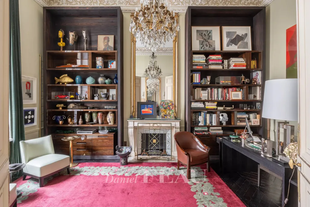 Appartement 7 pièces à Paris 7ème