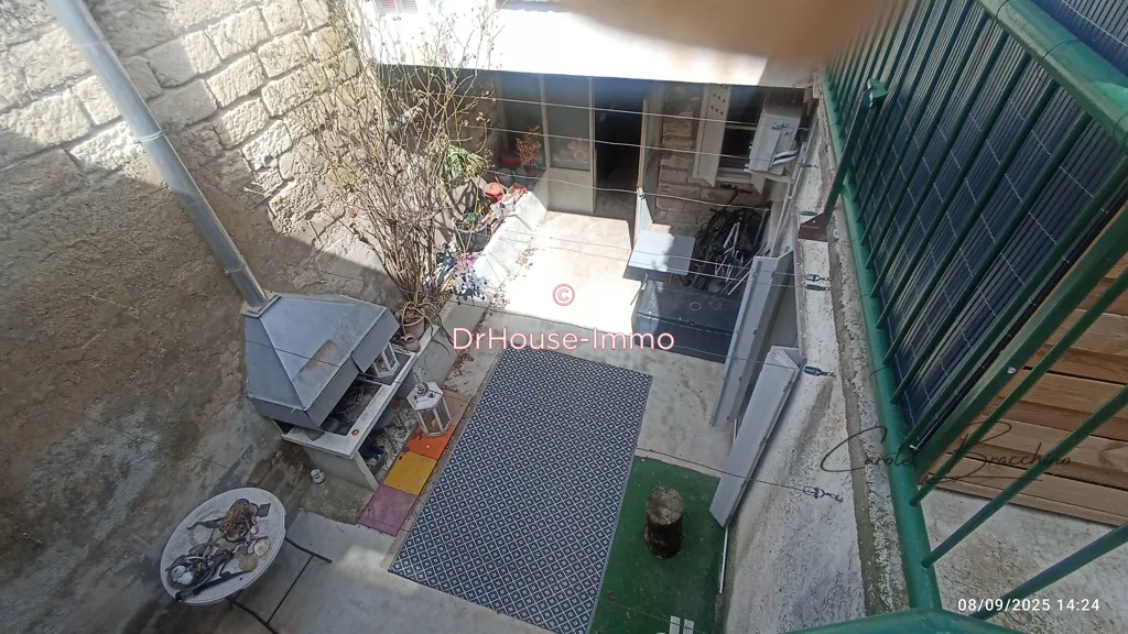 Jardin - Maison avec Patio et Grand Garage à Aigues-Mortes