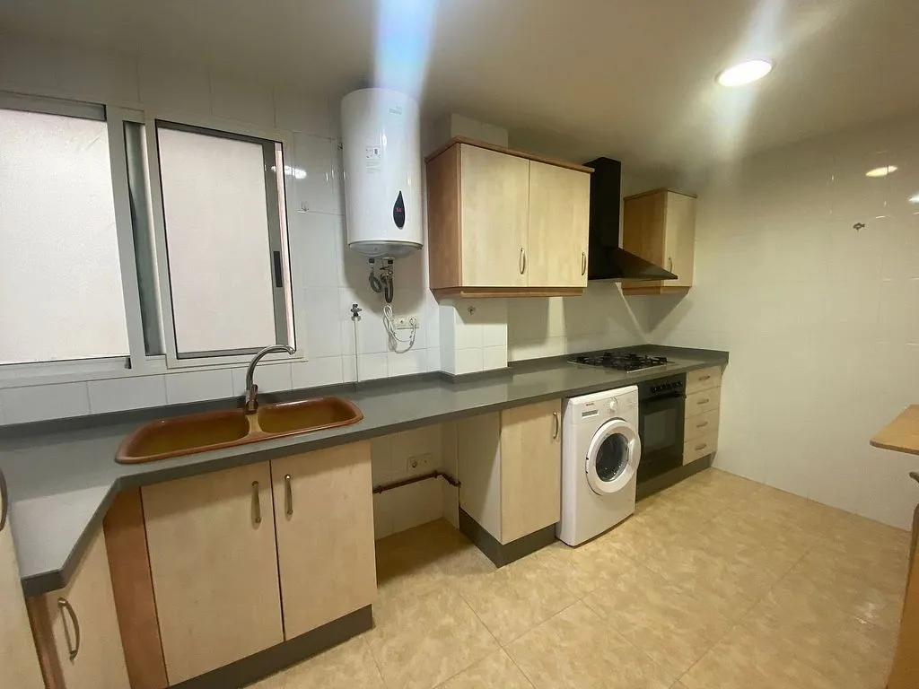 Cuisine - Furnished Studio with Lift in Silla