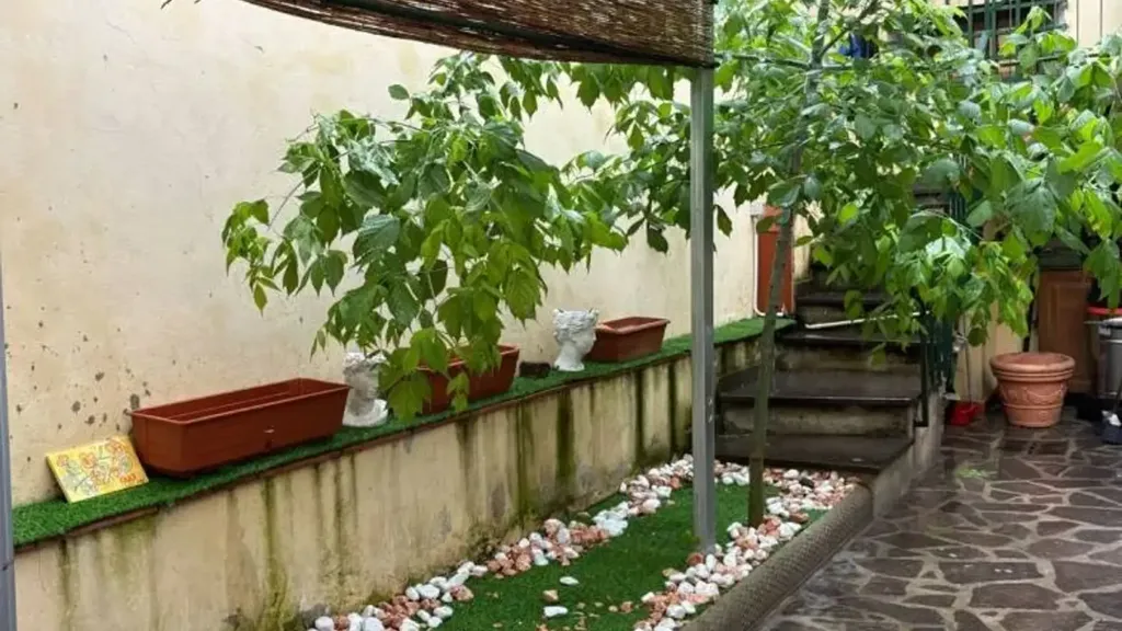Jardin - Restored Apartment with Terrace in Scandicci