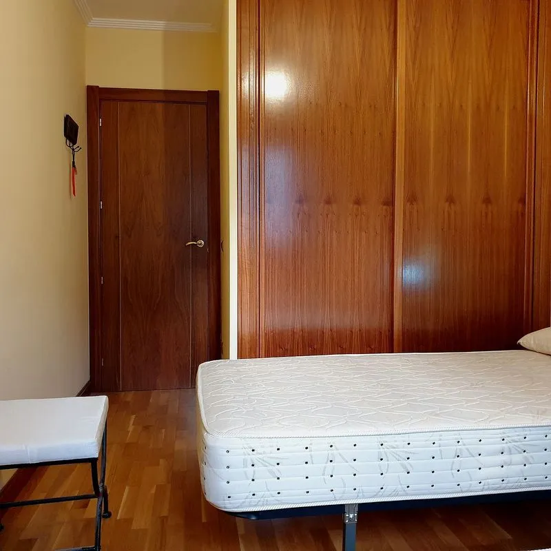 Chambres - 1-Bedroom Flat with Terrace in Gran Capitán