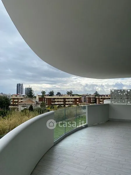 Rõdu - Modern Flat with Terrace in Salerno